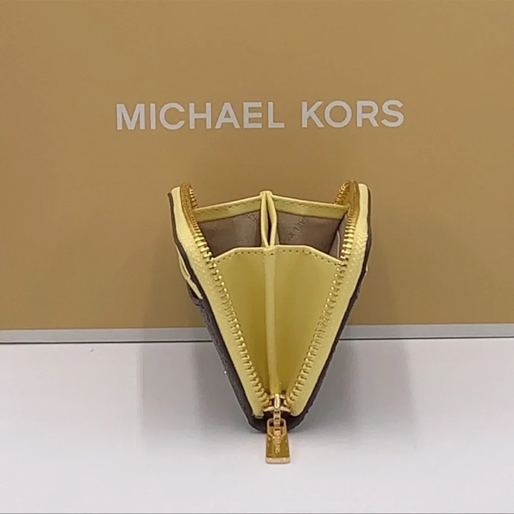 MICHAEL KORS JET SET TRAVEL MEDIUM ZIP AROUND CARD CASE BUTTERCUP